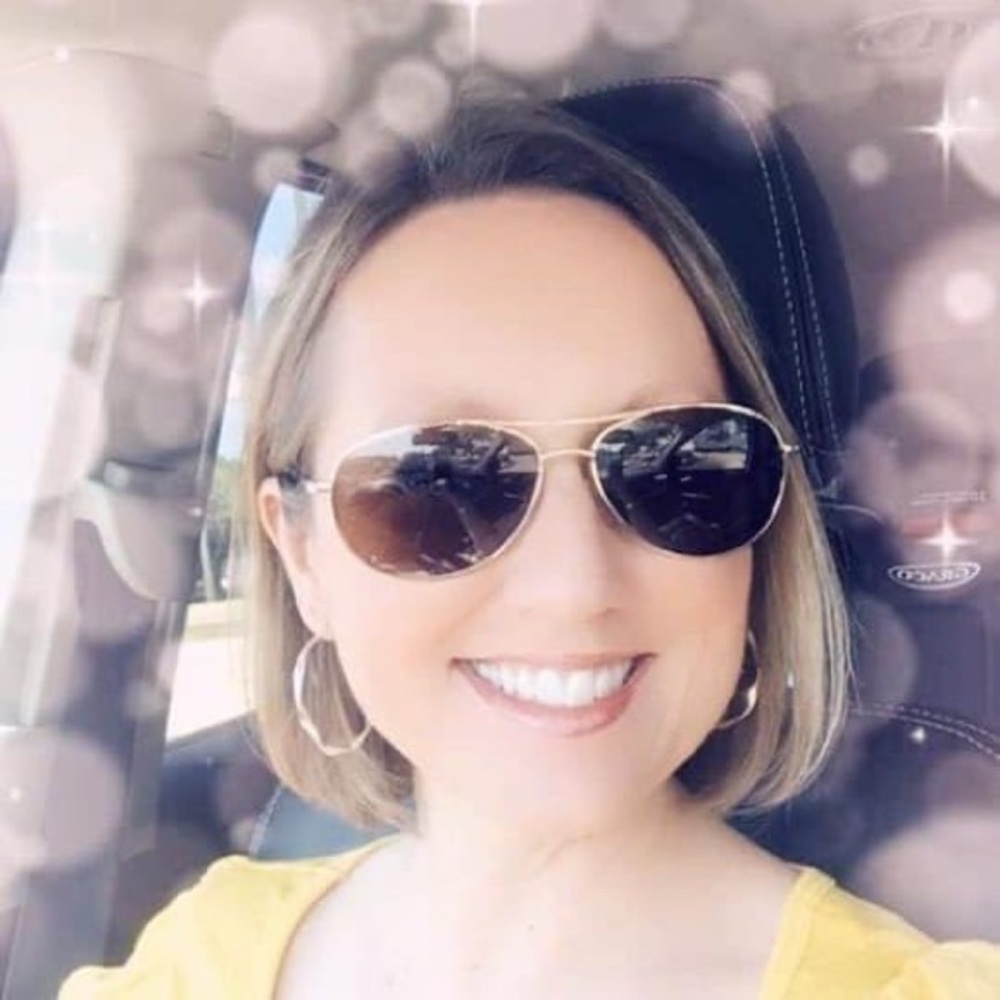 Meet your Posher, Crista